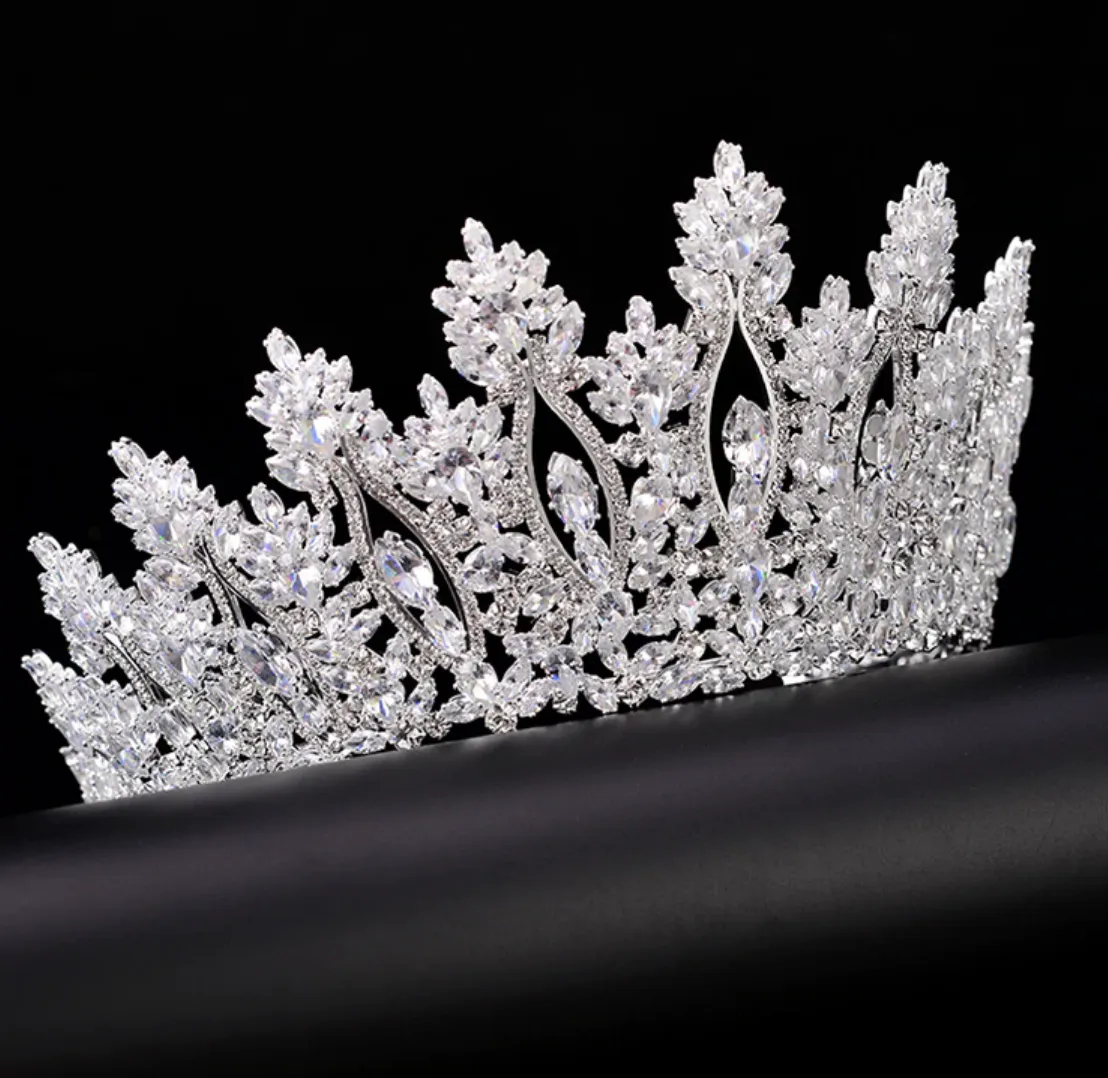 Acclaimed Royal Coronation Crown