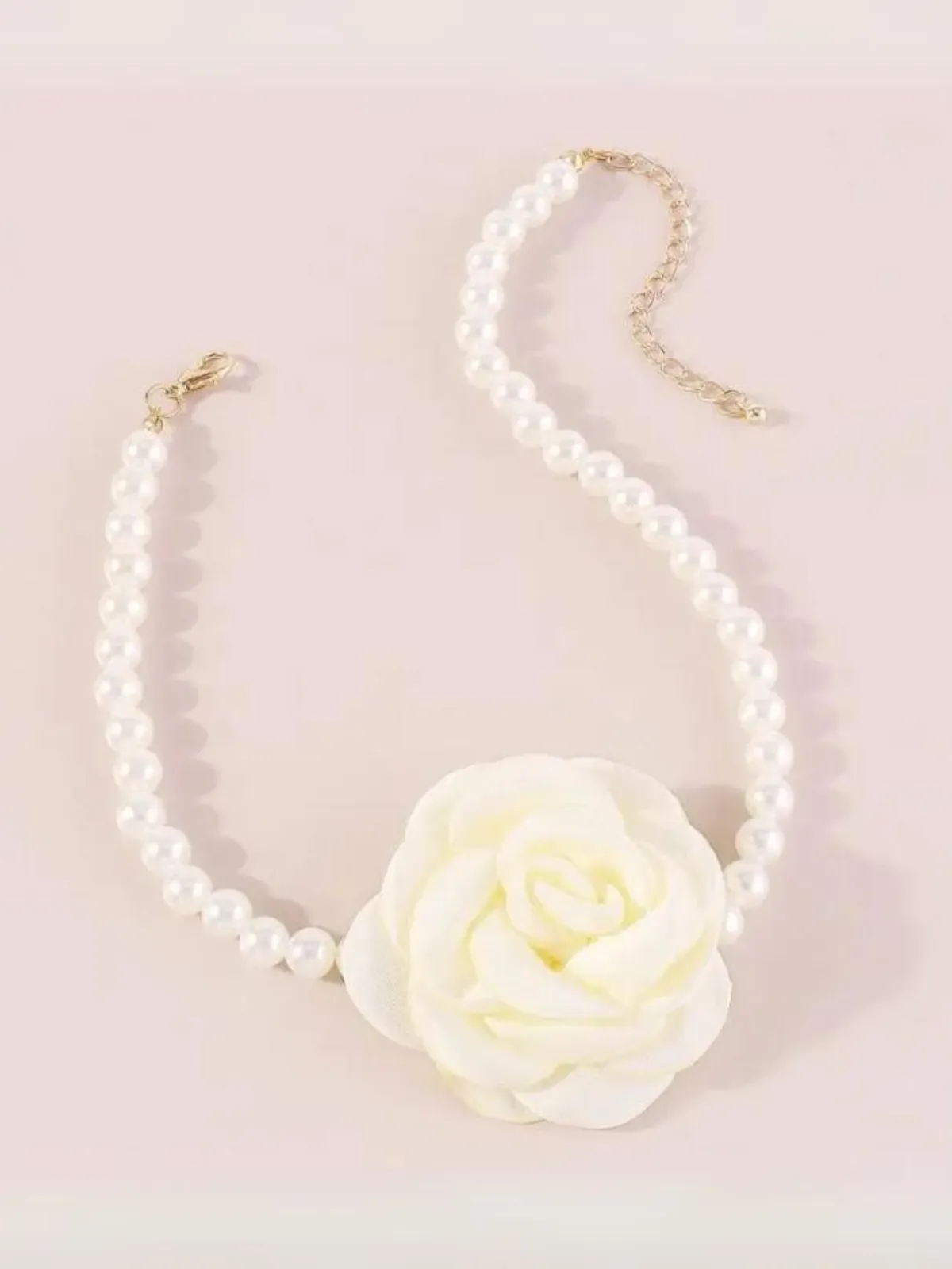 All Dressed Up Rose Pearl Choker Necklace