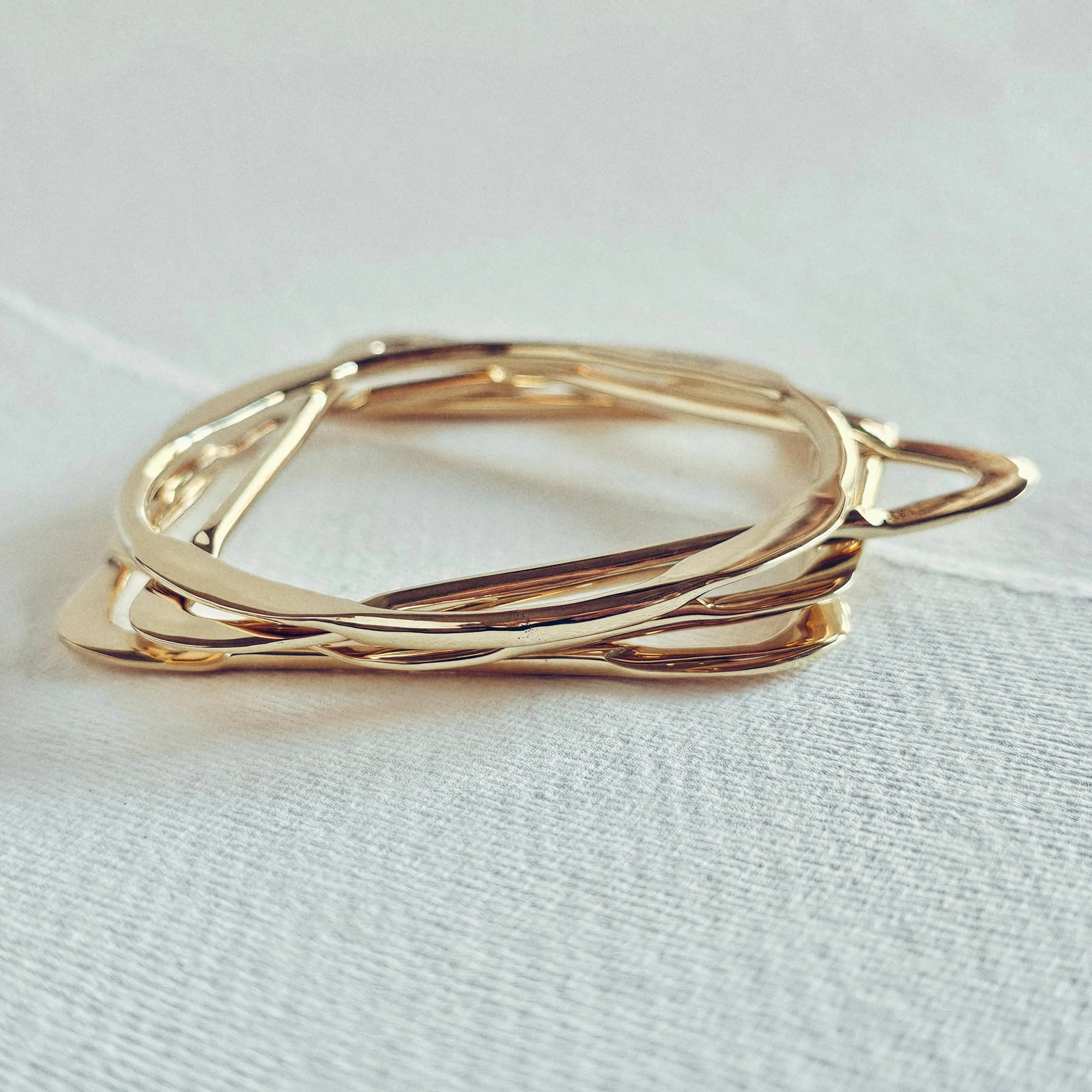 Bisjoux Brass Geometric Bangle Set