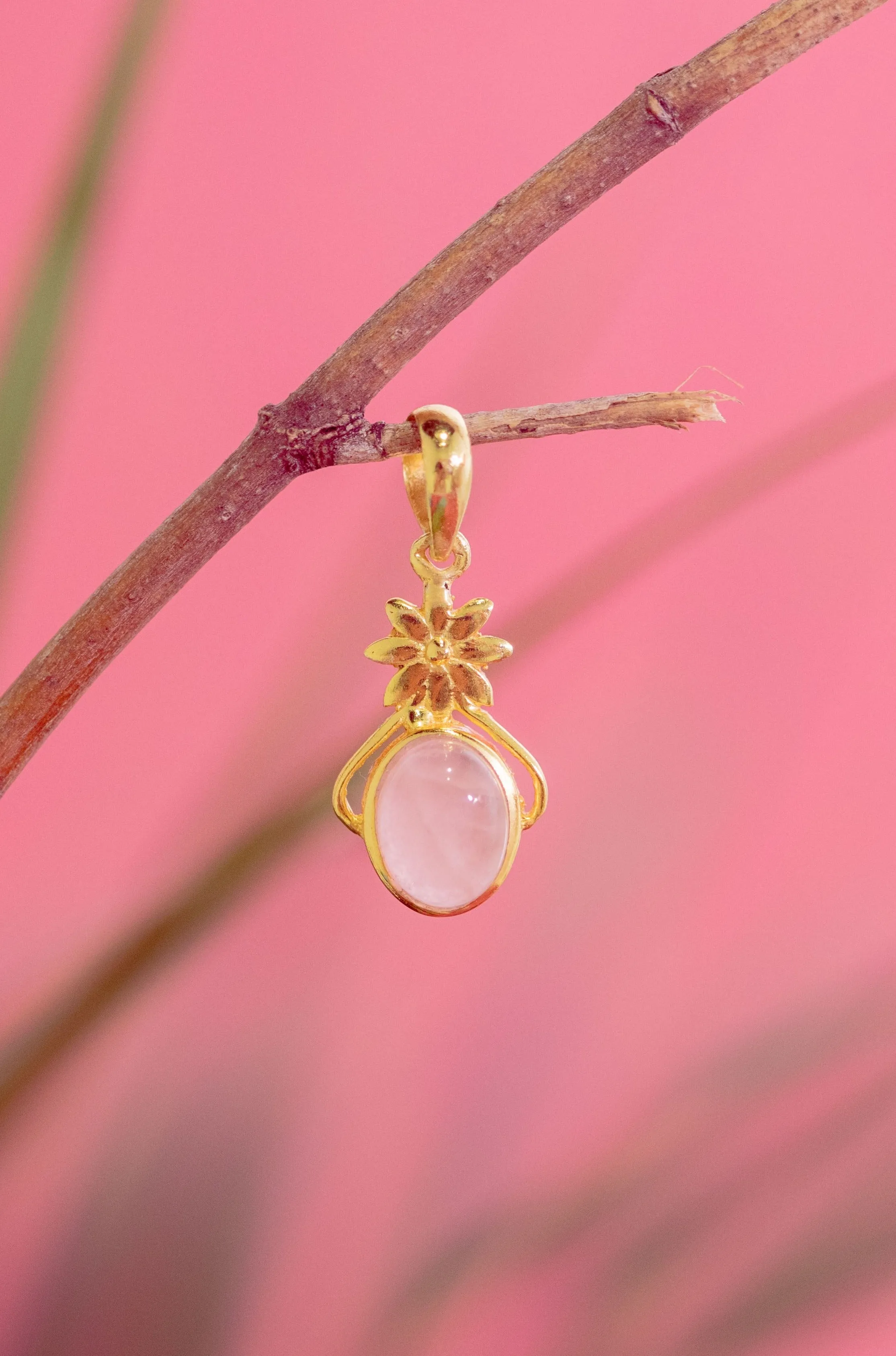 Bloom Flower Pendant Rose Quartz