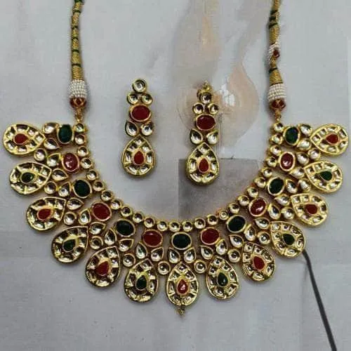 Drop Cut Kundan Necklace And Earring Set