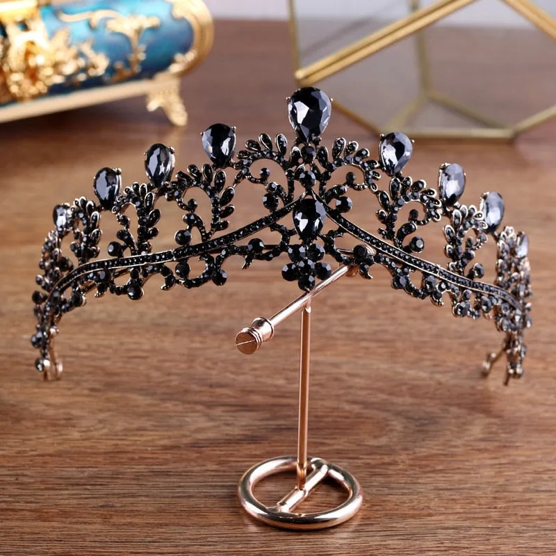 Effortless Queenly Black Diadem