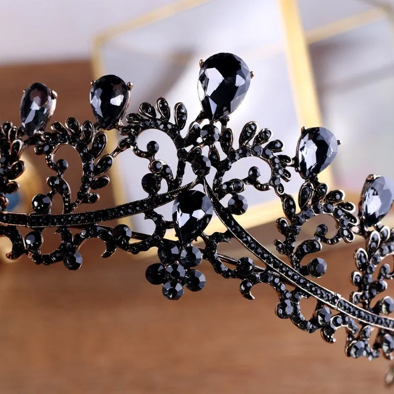 Effortless Queenly Black Diadem