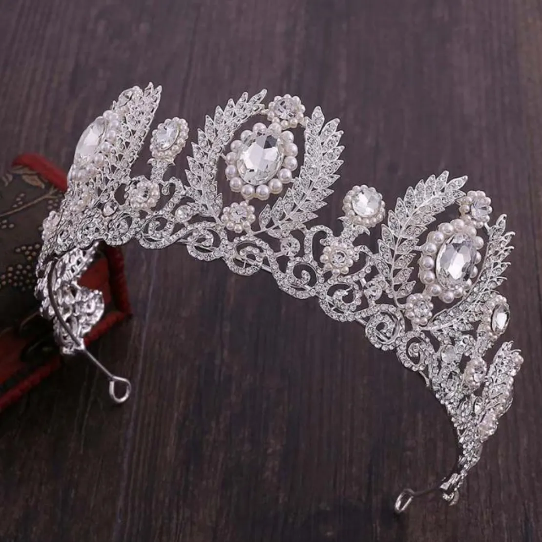 Electric White Rose Diadem