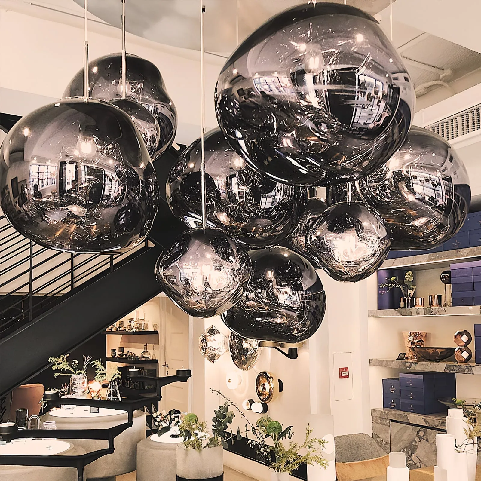 Multi Lava Round Pendant Lamp