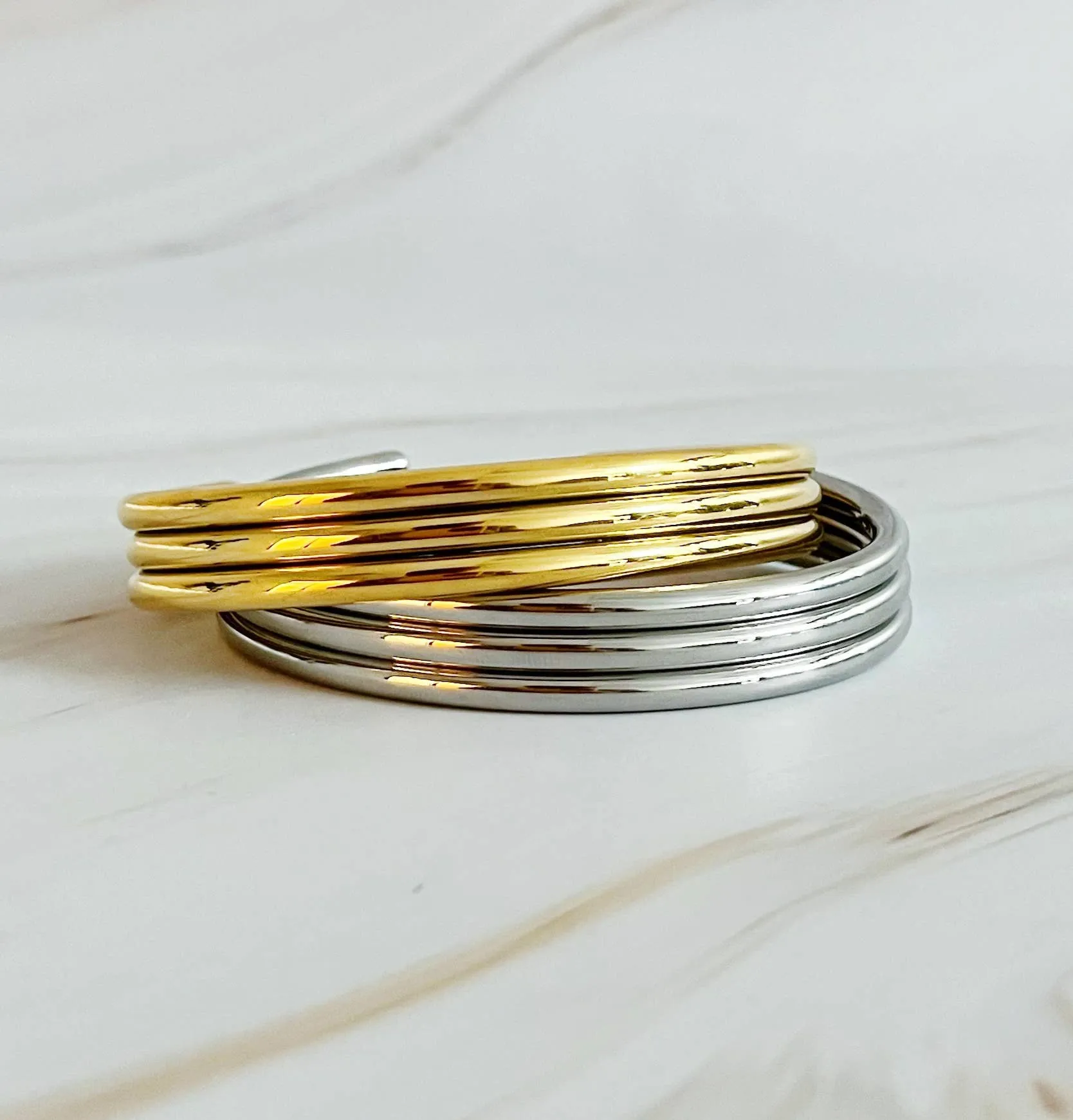 Ribbed Open Bangle