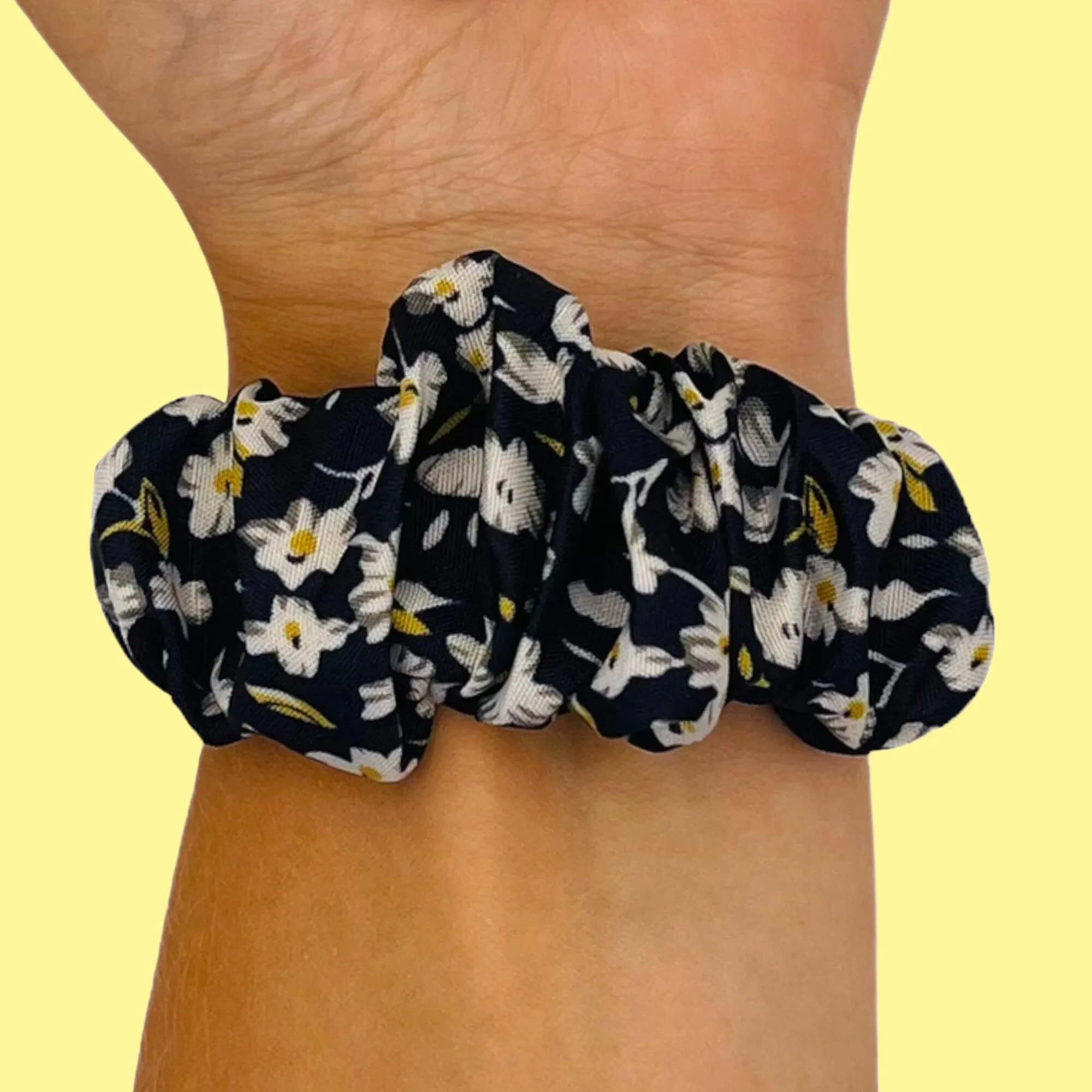 Scrunchies Watch Straps Compatible with the Samsung Galaxy Watch 4 (40 & 44mm)