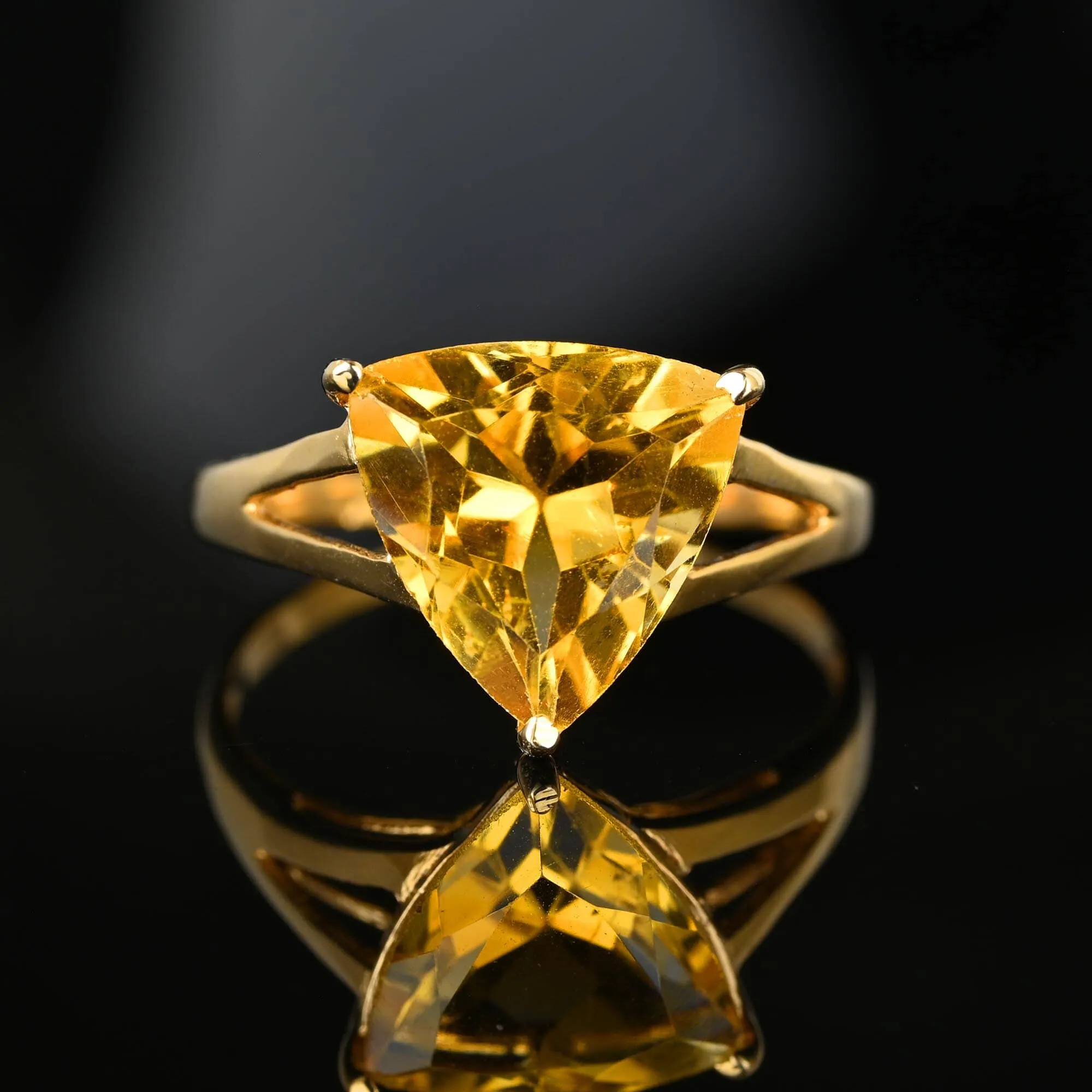 Vintage Trillion Cut Citrine Solitaire Ring in Gold